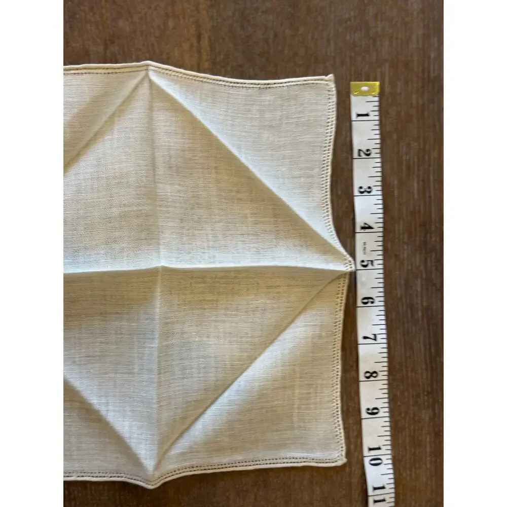 Vintage Embroidered Ivory Square linen Napkis set of 4 Retro